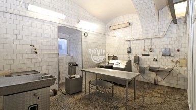 Prodej komerčního objektu a rodinného domu v Brtnici nedaleko krajského města Jihlavy.