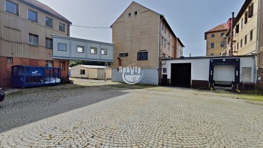 Pronájem garáží, dílen, skladů a zpevněné plochy v Hodicích nedaleko Jihlavy (od 50 m2 výše)