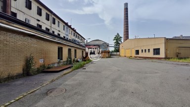 Pronájem garáží, dílen, skladů a zpevněné plochy v Hodicích nedaleko Jihlavy (od 50 m2 výše)