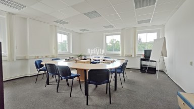 Pronájem kancelářských a jiných komerčních prostor v Hodicích nedaleko Jihlavy