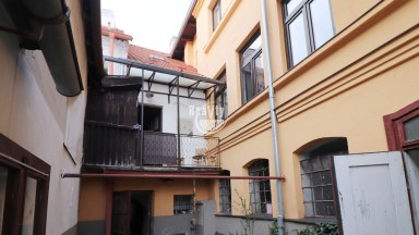 Exkluzivní prodej historického domu se zachovalými dobovými prvky v Zámostí, v hist.části Třebíče