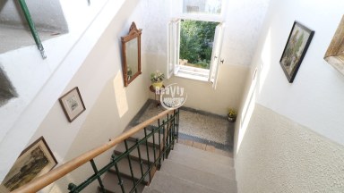 Prodej výjimečného rodinného domu se zahrádkou o 4 podlažích v Jihlavě, Štefánikovo náměstí