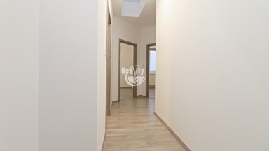 Nabízíme k prodeji řadový rodinný dům 4+kk v Jindřichově Hradci (Otín)