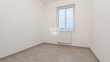 Nabízíme k prodeji řadový rodinný dům 4+kk v Jindřichově Hradci (Otín)
