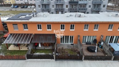 Nabízíme k prodeji řadový rodinný dům 4+kk v Jindřichově Hradci (Otín)