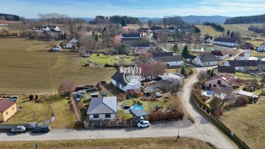 Prodej samostatného zánovního rodinného domu 3+KK, Kačlehy, nedaleko Jindřichova Hradce