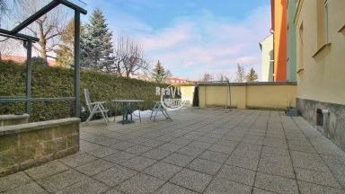Nabízíme k pronájmu zděný velkometrážní byt 2+1 poblíž centra Jihlavy, Mahlerova ulice