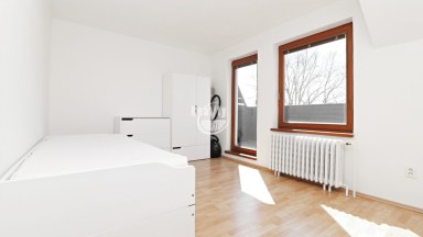 Prodej velkometrážního bytu dispozice 4+KK s lodžií, centrum města, Jihlava.