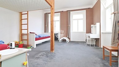 Pronájem prostorného bytu 1+1 s parkovacím místem v Jihlavě, Březinovy sady.