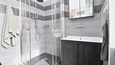 Pronájem prostorného bytu 1+1 s parkovacím místem v Jihlavě, Březinovy sady.