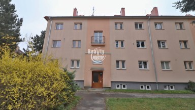 Pronájem prostorného zděného bytu 2+1 na ulici Leoše Janáčka v Jihlavě