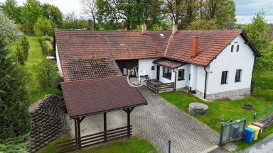 Prodej rodinného domu / chalupy s kouzelnou zahradou – Krasoňov u Humpolce