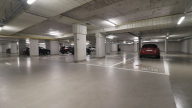 Nabízíme pronájem zánovního zděného bytu 2+kk s balkónem a parkovacím stáním u centra Jihlavy