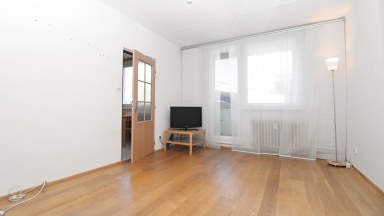 Nabízíme k pronájmu zrekonstruovaný byt 3+1 v ulici Polní v Jihlavě