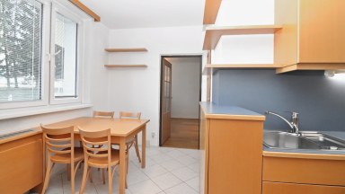 Nabízíme k pronájmu zrekonstruovaný byt 3+1 v ulici Polní v Jihlavě
