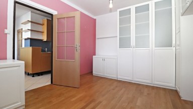 Nabízíme k pronájmu zrekonstruovaný byt 3+1 v ulici Polní v Jihlavě