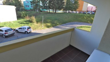 Nabízíme k pronájmu zrekonstruovaný byt 3+1 v ulici Polní v Jihlavě