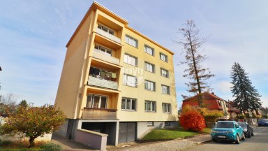 Prostorný zděný byt 3+1 s lodžií, Jihlava - Ulice Erbenova.